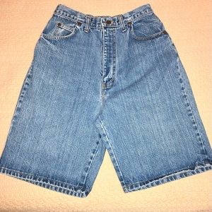 Vintage Congo Jeans Denim “Mom” Shorts, Sz 9/10 Avg (runs small)